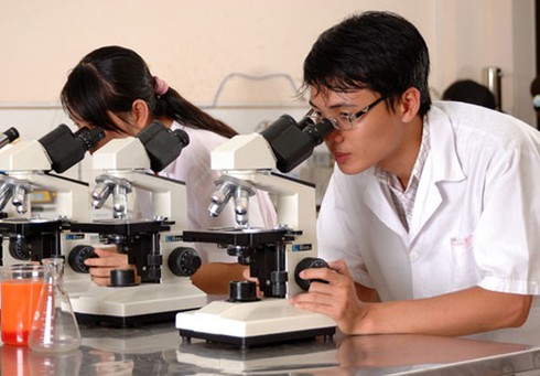 Phương Tây xét phong hàm GS, PGS như thế nào? - ảnh 1