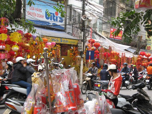 Nhộn nhịp phố ông Công, ông Táo - ảnh 11