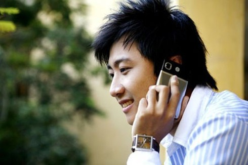 Ngắm những thầy giáo “hotboy” nhiều fan hâm mộ - ảnh 2