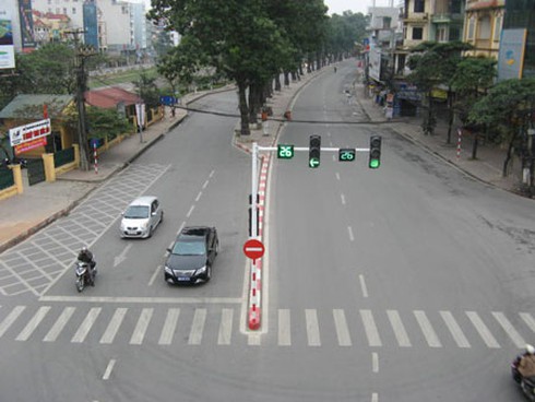 Lạ thường đường phố Hà Nội ngày mùng Một Tết - ảnh 13