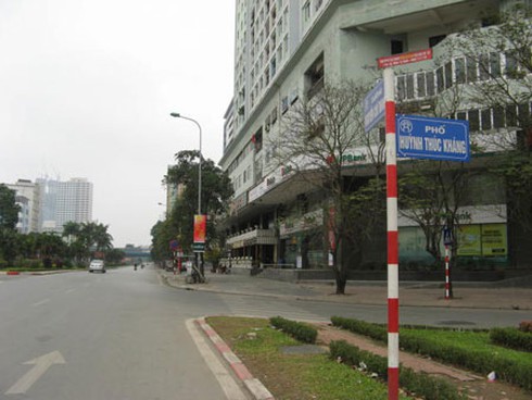 Lạ thường đường phố Hà Nội ngày mùng Một Tết - ảnh 9