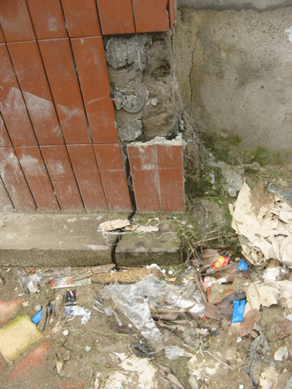 Hầm đi bộ tiền tỷ biến thành ao - ảnh 10