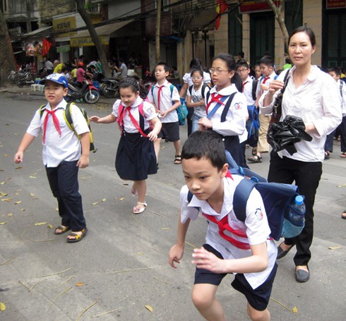 Hà Nội: Tai nạn giao thông rình rập HS học bán trú nhà dân - ảnh 7