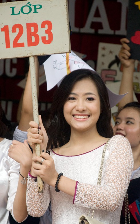 Chúm chím môi xinh tạm biệt tuổi học trò - ảnh 11