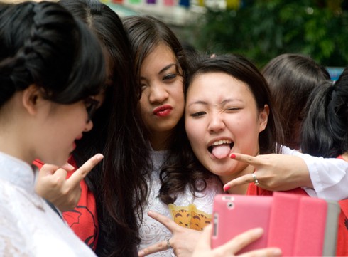 Chúm chím môi xinh tạm biệt tuổi học trò - ảnh 12