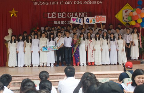 Chúm chím môi xinh tạm biệt tuổi học trò - ảnh 2