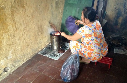 Tập thể sắp sập: Nơi người dân chung sống với thảm họa? - ảnh 10