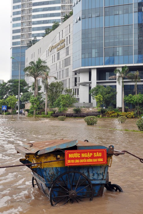 Tòa nhà cao nhất Việt Nam biến thành