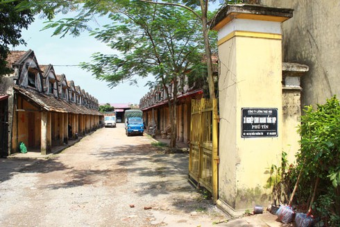 Độc đáo với kiến trúc cổ của kho lương thực sót lại ở thời bao cấp - ảnh 1