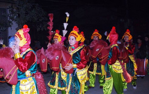 Hà Nội: Hàng nghìn người tháp tùng “ông lợn” - ảnh 12