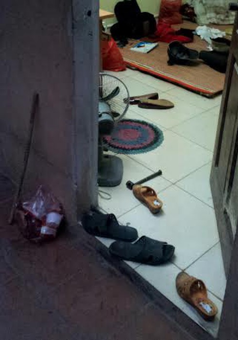 Hà Nội: Giữa ban ngày, trộm bẻ khóa