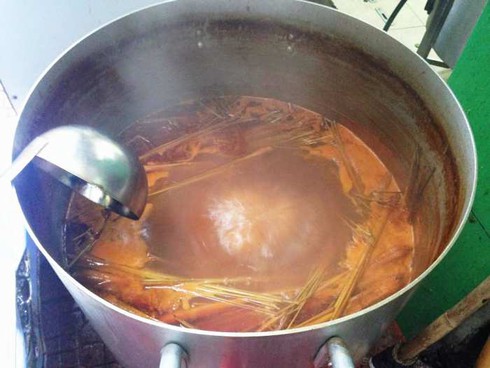 Bún Thái hải sản chua cay hấp dẫn ngày đông Hà Nội - ảnh 5