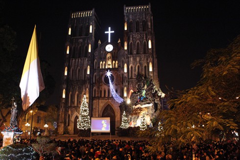 Những Nhà thờ ở Hà Nội bạn có thể đến đêm Noel - ảnh 1