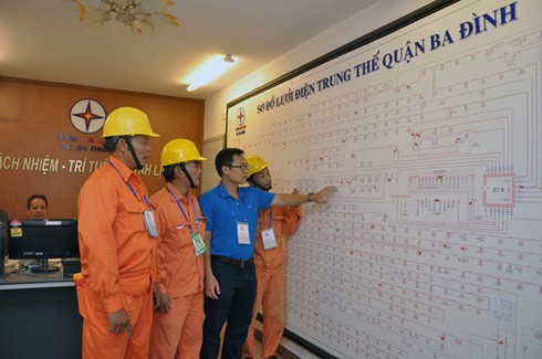 Những người âm thầm giữ nguồn sáng trong ngày Đại lễ - ảnh 5