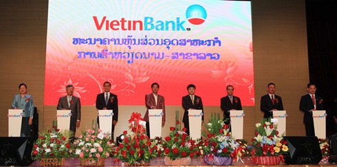 VietinBank 2015: Lợi nhuận đột phá hơn 7.300 tỷ đồng - ảnh 2