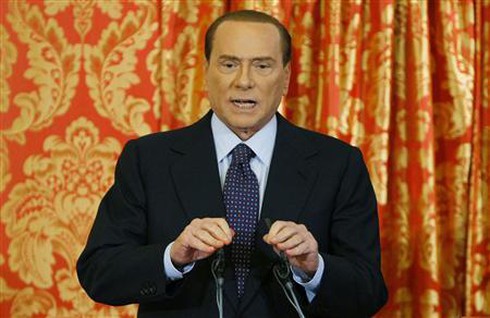 Berlusconi đe dọa lật đổ chính phủ của Thủ tướng Italia - ảnh 1