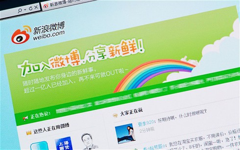 Quan tham Trung Quốc đổ xô chi tiền xóa ‘vết dơ’ trên internet - ảnh 1