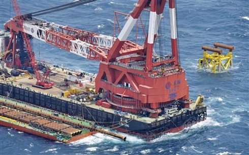 Nhật Bản chuẩn bị triển khai tàu đối phó với Trung Quốc - ảnh 1