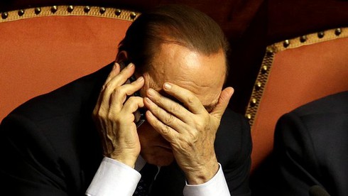 Berlusconi bất ngờ đổi ý, Italia thoát khỏi khủng hoảng chính trị - ảnh 1
