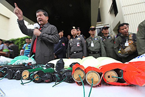 Thái Lan: Nhiều người biểu tình mang theo bom - ảnh 1