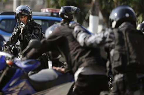 Brazil: Đụng độ ‘nảy lửa’ trong biểu tình phản đối World Cup - ảnh 6