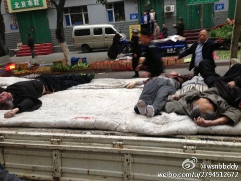 Nổ lớn ở Tân Cương - Trung Quốc, nhiều người bị thương - ảnh 3