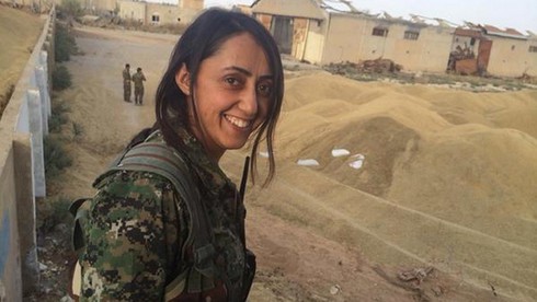 Những nữ binh sẵn sàng đưa ISIS xuống “địa ngục” - ảnh 1