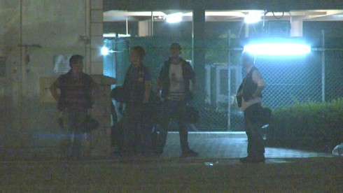 Video cảnh sát Hong Kong đánh người biểu tình gây “bão” - ảnh 2