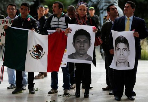Mexico rúng động vụ 43 sinh viên bị sát hại, đốt xác - ảnh 4