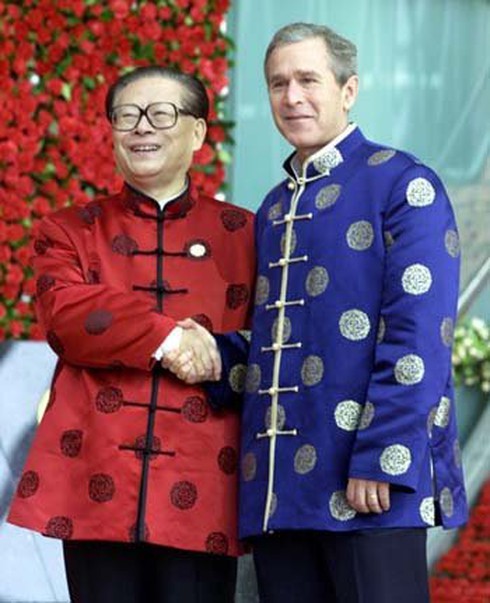 Thú vị chuyện các nguyên thủ quốc gia mặc đồng phục tại APEC - ảnh 4