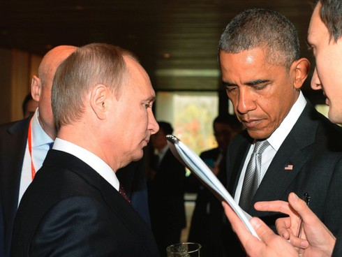 APEC: Ông Putin cười tủm tỉm bắt chuyện, Obama thờ ơ lạnh lùng - ảnh 2