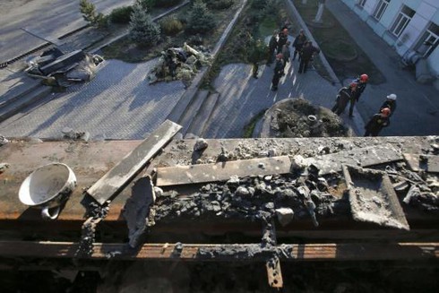 Chờ được Mỹ và EU thì Ukraine đã ‘chìm’ - ảnh 2