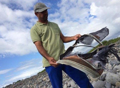 Nhiều manh mối khẳng định mảnh vỡ tìm thấy là của MH370 - ảnh 1