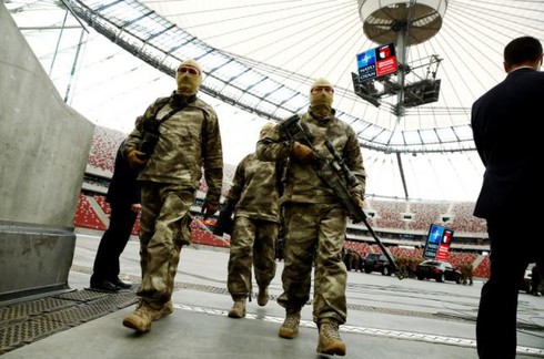 Tin thế giới 19h30: Sợ hậu quả của Brexit, NATO chuyển sang “răn đe” Nga - ảnh 1