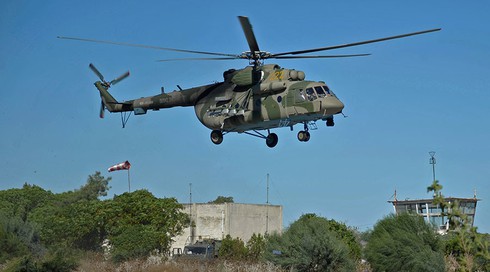 Trực thăng Mi-8 của Nga bị bắn rơi ở Syria - ảnh 1