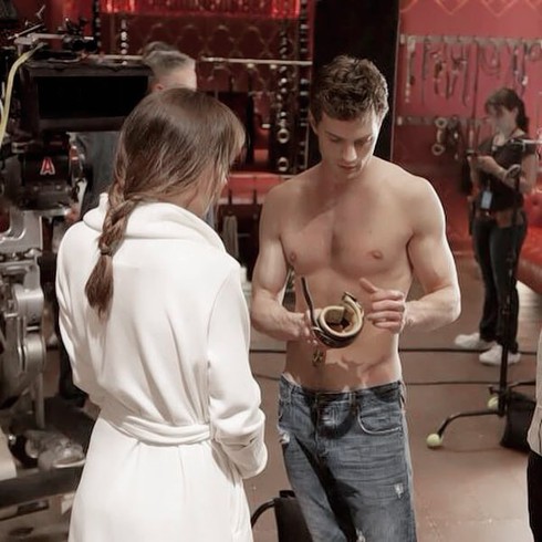 Cảnh nóng của “50 Sắc thái” được quay như thế nào? - ảnh 2