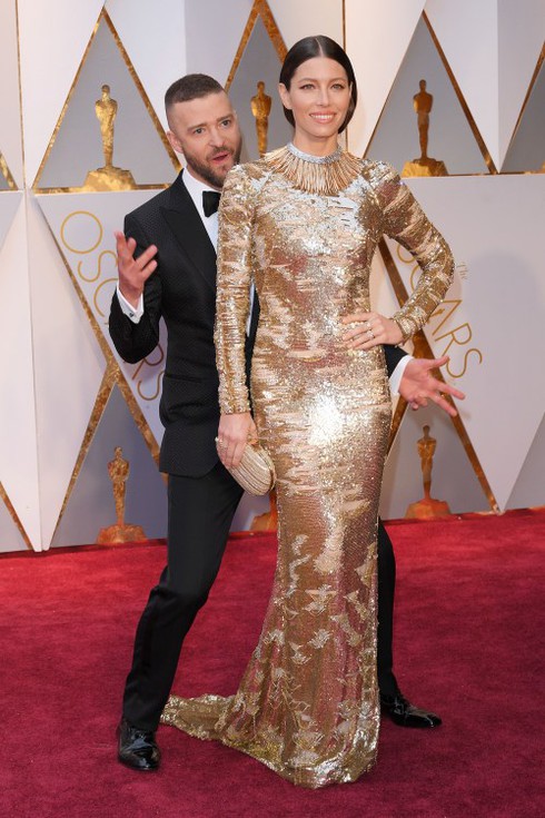 Oscar 2017: Sao phim La La Land và 50 Sắc thái đọ sắc trên thảm đỏ - ảnh 11