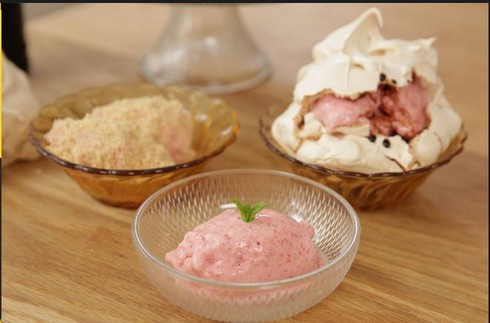 Video: Cách làm kem trái cây chỉ trong một phút, không cần máy - ảnh 1