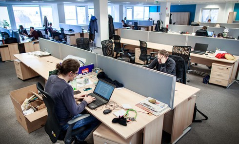 Phóng viên nên trả lời bình luận của độc giả dưới mỗi bài viết? - ảnh 1