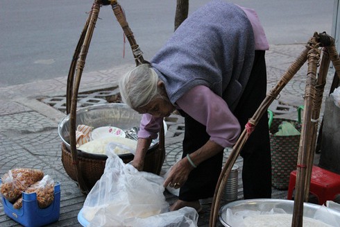 60 năm gánh xôi