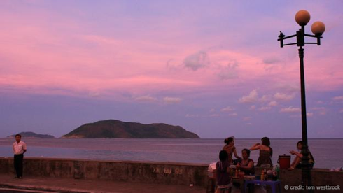 Phóng viên BBC “lạc” vào thiên đường hoang sơ trên Biển Đông - ảnh 6