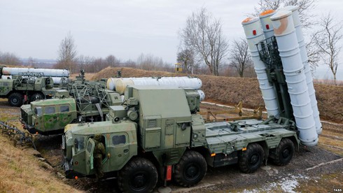 Tin thế giới 18h30: Nga đưa tên lửa tới Syria; Thủ tướng Canada gây bất ngờ - ảnh 2