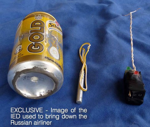 IS “khoe” ảnh quả bom làm máy bay Nga nổ tung - ảnh 1