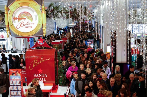 Black Friday - “cơn sốt” hàng giảm giá sôi sục toàn cầu bất chấp khủng bố - ảnh 2