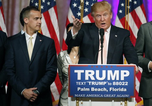 Quản lý của Donald Trump bị bắt vì hành hung phóng viên - ảnh 1