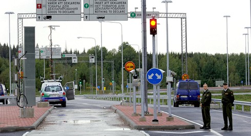 Phần Lan đóng cửa biên giới với Nga vì… hết tiền - ảnh 1