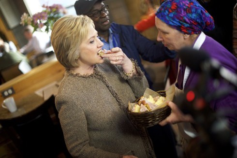 Tình trạng sức khỏe của hai ứng viên Tổng thống Mỹ: Bà Clinton, ông Trump - ảnh 1