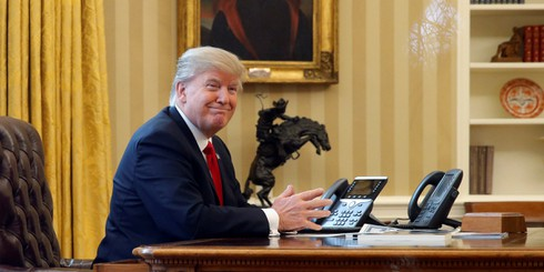 Cận cảnh cuộc sống bận rộn nhưng cô đơn của ông Trump tại Nhà Trắng - ảnh 2