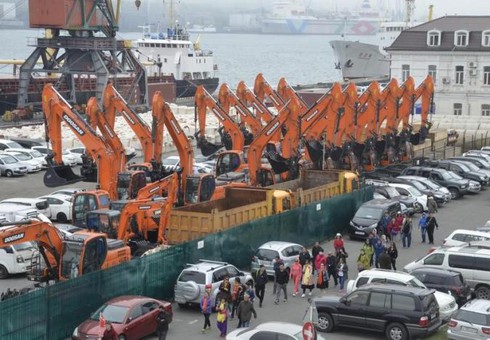 Chuyến tàu đầu tiên nối Nga - Triều Tiên cập cảng Vladivostok - ảnh 2