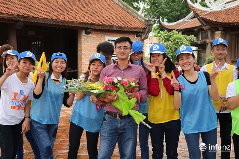 Thầy giáo đẹp trai chia sẻ bí quyết ôn tập tốt môn Toán thi THPT năm 2016 - ảnh 2